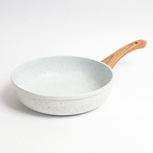 مقلاة ألمنيوم بطلاء غير لاصق وشعار مخصص وقاعدة للطبخ بالحث الحراري وتصميم رخامي متين للاستخدام في المطبخ - Product Image 3