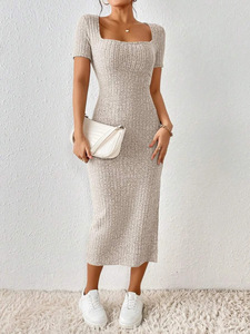 Venta al por mayor Nuevo logotipo personalizado Suéter de las mujeres Vestido largo Modelos de primavera y otoño de manga corta de color sólido Vestido de punto para las mujeres - Product Image 6