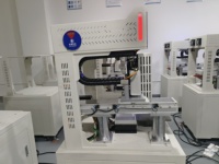 Système de vision robotique à portique XYZ de haute précision pour la préhension et le placement automatiques d'articles électroniques 3C, alimentaires et de quincaillerie