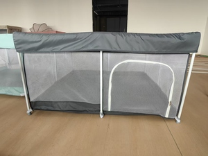 Corralito <span class=keywords><strong>Plegable</strong></span> de Fácil Montaje, Multiusos, Ahorra Espacio, Impermeable, Fácil de Limpiar, Metálico, para Bebés, 127x127cm, Seguro - Product Image 3