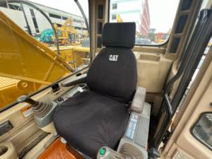 รถขุดตีนตะขาบ Caterpillar ของแท้ มือสอง ขนาด 20 ตัน รุ่น Cat320BL รถขุดมือสองทรงพลัง Cat 320BL สำหรับขาย - Product Image 5