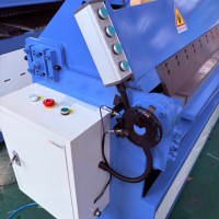 Machine à plier hydraulique pour conduits CVC, plieuse automatique de tôles pour conduits CVC