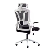 Chaise de bureau de direction contemporaine de luxe à dossier haut avec accoudoirs rabattables en maille, hauteur réglable et design ergonomique
