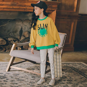 Conjunto de Vestido para Niñas con Pantalones Chinos y Camiseta con Cuello de Último Diseño, Material de Fabricante Chino - Product Image 3