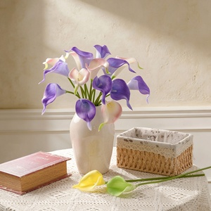 Fabricante de Flores Artificiales de Calla Lily Mini Semimanuales y Semimecánicas Personalizadas, Venta al por Mayor, Decoración de Bodas, Estilo INS - Product Image 1