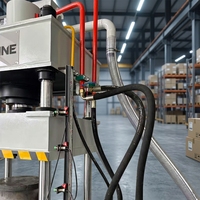 Presse hydraulique pour le compactage de poudres sèches, la fabrication de produits céramiques, l'isolation, la production de céramiques électroniques, la formage par pressage hydraulique