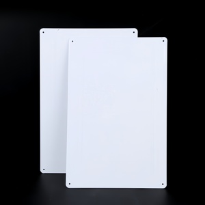 Op maat gemaakte blikken sublimatie blanks reclamebord met schroefgaten voor hittetransferdruk, geschikt voor hotels, kantoren en openbare ruimtes. - Product Image 5