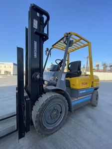 מכירה חמה של מלגזה דיזל משומשת מדגם FD35Z5 של <span class=keywords><strong>TCM</strong></span>, קיבולת 3500 ק\"ג, גובה הרמה 5000 מ\"מ, מנוע בעירה פנימית יעיל ונייד. - Product Image 3