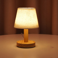 Lampe de table LED en tissu de style européen, abat-jour trapézoïdal, sans fil, recharge USB, commande tactile, lampe de chevet