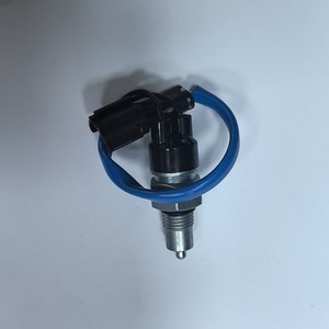 Interruptor de Luz de Reversa para Daewoo Lechi 12V OE 95224024 96314357 95216947 96610001 Pieza de Repuesto - Product Image 4