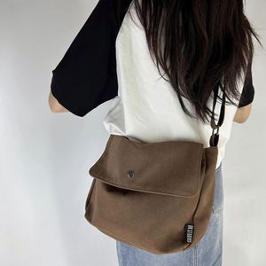 Nueva Bolsa de Lona Unisex con Diseño Geométrico Estilo Coreano, Cierre de Hebilla, Bolsa Grande de Hombro, Estilo Mensajero - Product Image 3