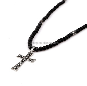 <span class=keywords><strong>Collana</strong></span> da <span class=keywords><strong>Uomo</strong></span> con Pendente a Croce e Teschio in Acciaio Inossidabile e Onice Opaco, Design Unico con Pietre Naturali e <span class=keywords><strong>Perline</strong></span> - Product Image 3