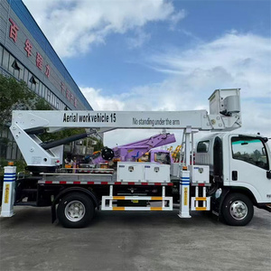 Camion nacelle isolé 1SUZU pour travaux aériens haute tension, idéal pour l'entretien électrique - Product Image 4