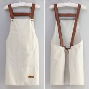 Tablier de cuisine coréen imperméable et résistant à l'huile pour hommes et femmes, personnalisable avec logo imprimé - Product Image 1