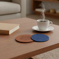 Ensemble de sous-verres ronds en similicuir noir vierge avec logo personnalisé pour vente en gros – Sous-verres en cuir PU personnalisés pour thé, bière, café et autres boissons