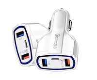 Chargeur de voiture universel QC3.0 double USB Type-C PD 3-en-1 avec câble rétractable pliable, puissance de sortie 33W, 5V/3A, 2x USB pour téléphone portable