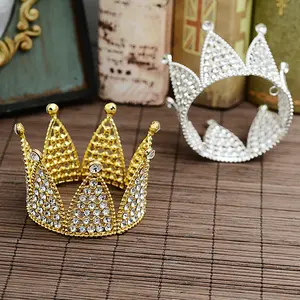 皇冠蛋糕礼帽装饰-金色/银色装饰，带水钻和珍珠复古风格生日皇家核心