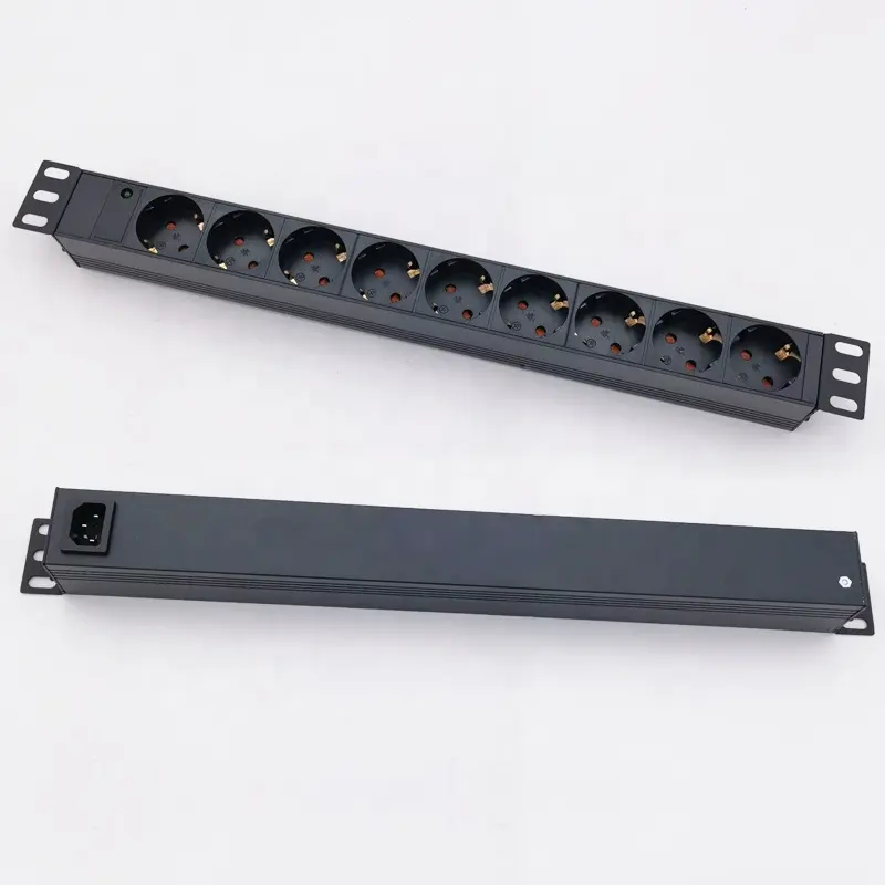 Type-1u — PDU type EU avec indicateur lumineux, 9 voies, prise EU