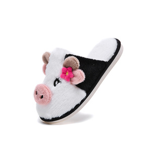Pantuflas de Felpa con Estampado Personalizado de Flores y Vacas, Suaves, Cálidas para Invierno, con Suela Afelpada, para Mujeres y Parejas, Venta al Por Mayor - Product Image 4