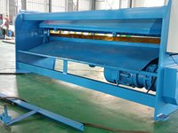 Machine de cisaillement électrique de plaque d'acier au carbone de Q11-3 X 2500 coupe et cisaillement automatiques de tôle avec le composant de moteur de noyau