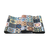 Tapis de prière imprimé tapis de prière Polyester velours pile plate anti-dérapant personnalisé tapis de prière en mousse à mémoire de forme