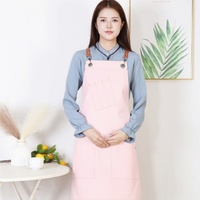 Celemek Kanvas Dengan Dua Kantong Tali Leher Kulit yang Dapat Disesuaikan Tahan Air Untuk Memasak di Dapur Grosir OEM dalam Jumlah Besar