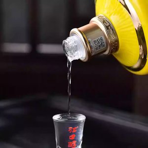 <span class=keywords><strong>Prix</strong></span> d'usine, liqueur blanche au goût de Luzhou, série Chunhe, 52%VOL, 500ml, <span class=keywords><strong>Baijiu</strong></span> chinois pour les fêtes - Product Image 1