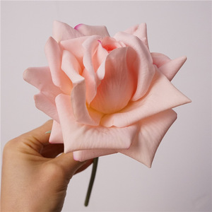 O-X305 Rosas <span class=keywords><strong>de</strong></span> Tallo Corto al por Mayor, Rosas Blancas, Rojas y Color Marfil <span class=keywords><strong>de</strong></span> Tacto Real, Flores <span class=keywords><strong>Artificiales</strong></span> <span class=keywords><strong>de</strong></span> Alta Calidad, Cabezas <span class=keywords><strong>de</strong></span> Rosa <span class=keywords><strong>de</strong></span> Tacto Real - Product Image 4