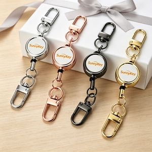 Porte-clés rétractables personnalisés OEM en ABS avec motif de marque imprimé UV pour badges d'identification de travailleurs de bureau, clips pour badges et porte-clés <span class=keywords><strong>cadeaux</strong></span> - Product Image 4