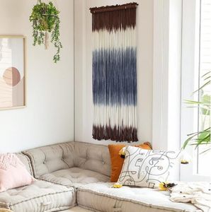 Décoration murale en macramé personnalisée, teinte à la main, moderne, faite à la main, 100% coton, décoration artistique pour chambre d'enfant, chambre à coucher, salon, anniversaire - Product Image 4