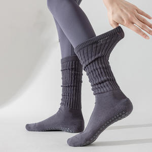 Calcetines Antideslizantes Personalizados para Yoga, con Logotipo Personalizado, Etiqueta Tejida, Calcetines Largos para Pilates - Product Image 3
