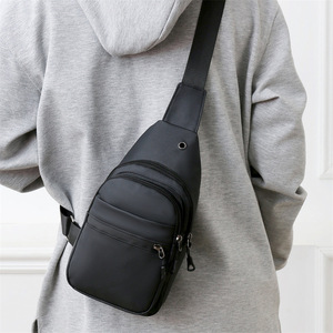 Bolso Bandolera de Pecho Impermeable Multifuncional Ligero y Moderno con Logotipo Personalizado - Product Image 4