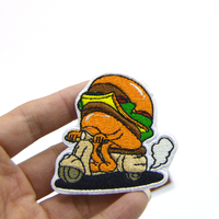 Échantillon personnalisé gratuit presse à chaud fer sur Logo broderie lettre Chenille lettres patchs pour sweat à capuche dessin animé japonais Anime Pikachu