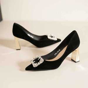 Zapatos de Tacón Alto de Ante Negro con Punta Puntiaguda, Tacón Cuadrado, Hebilla de Cristal, Zapatos Formales de Tacón Alto de 5 cm y 8 cm para Mujer, Zapatos de Vestir para Boda y Fiesta - Product Image 4