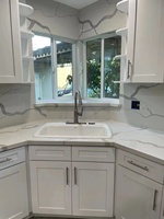 Armoires de cuisine modernes de style américain RTA en bois de pin massif blanc Shaker, matériau céramique, résistant à l'eau, installation facile, pour la maison