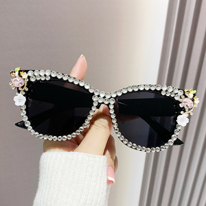 Nouvelles lunettes de soleil pour femmes avec verres en cristal diamant effet œil de chat UV400, lunettes de soleil scintillantes avec strass - Product Image 5