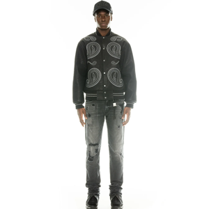 低起订量 免费设计 男士校队皮革夹克制造商 定制水钻铆钉刺绣 PU 皮革字母夹克 - Product Image 6