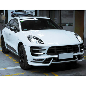 Kit de Carrocería para Porsche Macan 95B.<span class=keywords><strong>1</strong></span> 2014-2017, Estilo Turbo+<span class=keywords><strong>TKT</strong></span>, Faldones Laterales y Ensamblaje de Parachoques Delantero, Nuevo, en Plástico - Product Image 4
