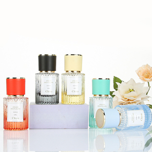 Nuovi Flaconi di <span class=keywords><strong>Profumo</strong></span> in Vetro da 30ml, Lussuosi e Personalizzati, con Tappo a Vite, Grande Capacità, Finitura Opaca e Pompa Spray con Cordino Lungo - Product Image 1