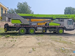 Used Chinese Top Brand Qy/Xca/Xct 100/110/130/160/200/240/300 Truck <b>Crane</b> Made in China 50 Ton <b>Crane</b> IN SHANGHAI - Product Image 6