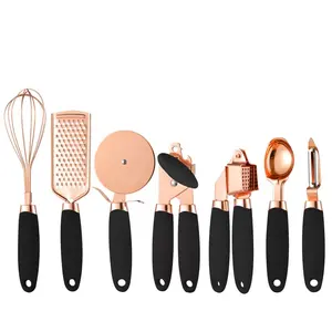 Ensemble d'outils de cuisine en or de 7 pièces ensemble de gadgets de cuisine ensemble d'ustensiles en acier inoxydable enduit de cuivre parfait pour la pendaison de crémaillère