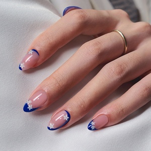 Faux ongles à presser 3D BTArtbox courts en amande avec motif fleur bleue, en gel souple, pour l'été, vente en gros, avec colle - Product Image 1