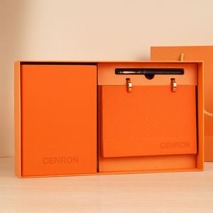 Set de Regalo Premium para Oficina con Cuaderno A5 de PU, Elegante Bolígrafo Metálico y Calendario de Escritorio para Apreciación al Cliente - Product Image 5