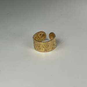แหวนแฟชั่น ชุบทอง PVD สแตนเลสสตีล 316L ทนทาน เป็นมิตรต่อสิ่งแวดล้อม - Product Image 1