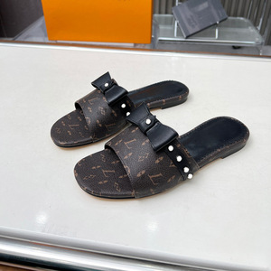 Sandales à nœud monogramme de luxe, chaussures de créateur pour les vacances d'été pour femmes - Product Image 3