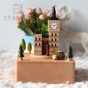 Caja de música de madera de campanario de árbol sólido de alta calidad para Navidad Regalos de madera de San Valentín Decoraciones - Product Image 1