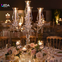 LEDA Chandelier de luxe à 5 bras en cristal pour table de mariage, avec coupelles porte-bougies en forme de corne, pour centres de table de mariage