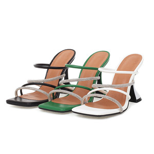 OEM/ODM Mules Femme 10.5cm Vin <span class=keywords><strong>Verre</strong></span> Talons Pompes Mode Sexy Strass Bout Ouvert D'été Pantoufles Femmes À Talons Hauts Sandales - Product Image 1