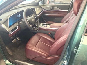 <span class=keywords><strong>Cadillac</strong></span> <span class=keywords><strong>XT5</strong></span> 2.0T 48V Platinum Edition 2025 d'occasion, SUV de luxe, voiture à essence chinoise d'occasion à <span class=keywords><strong>vendre</strong></span>, export direct - Product Image 4