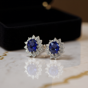 Boucles d'oreilles clous fleur vertes E698 en argent 925 avec sertissage griffe, bijoux classiques en cristal pour femme, à porter au quotidien - Product Image 2